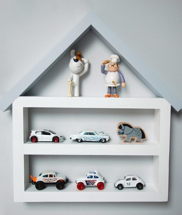 Hylla litet garage