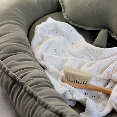 Cotton & Sweets, olivgrön klassisk babynest i 100 % linne - Bild 3